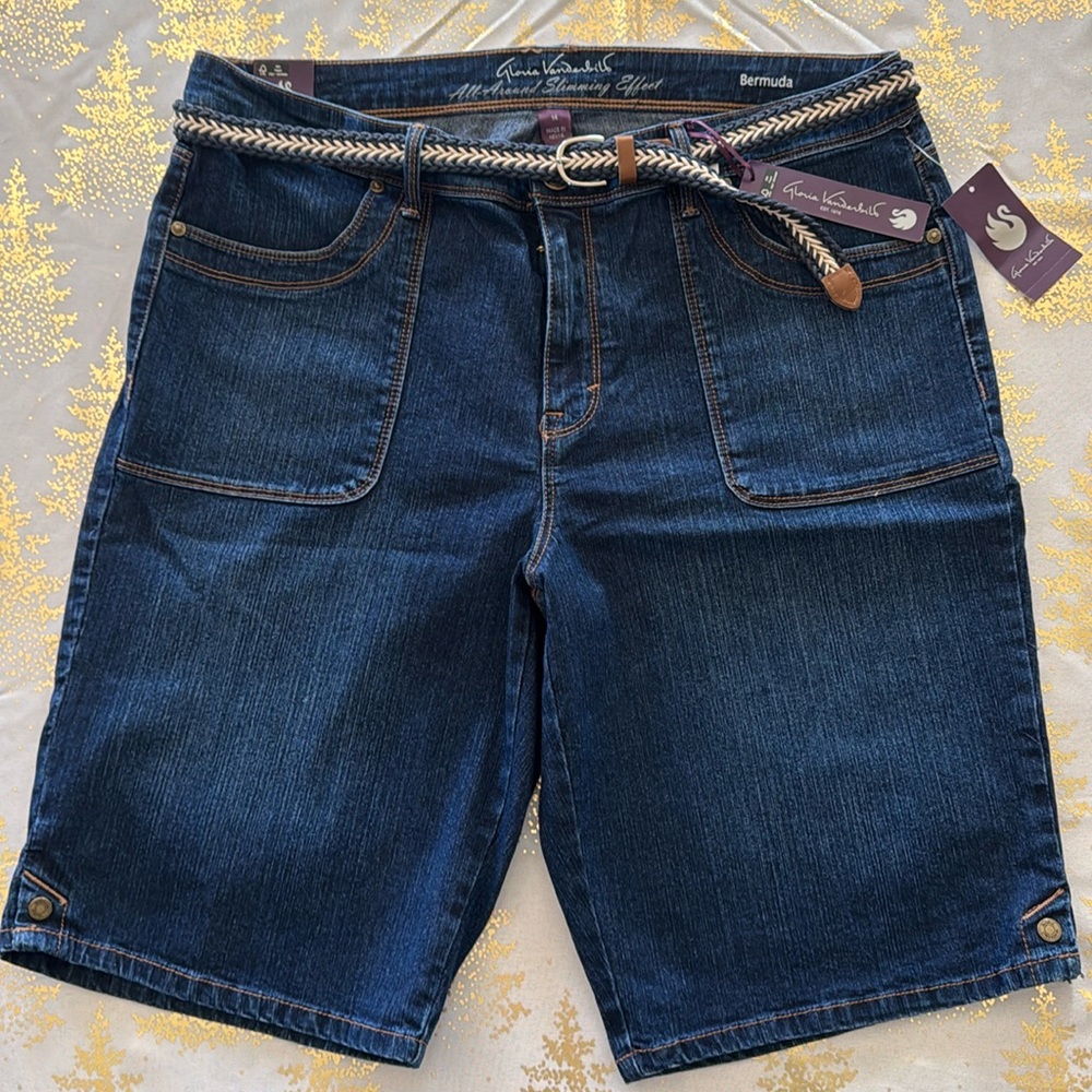 Women’s Gloria Vanderbilt Jamie Shorts Size 14
